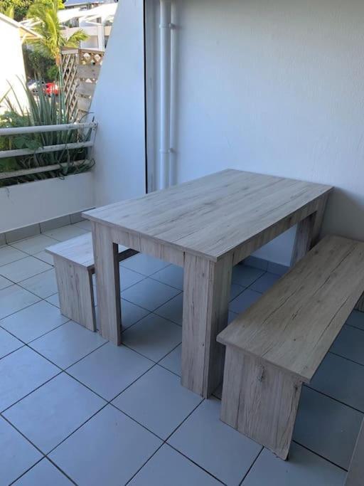 Petit Prix Et Grand Confort A Saint Gilles Les Bains Zewnętrze zdjęcie